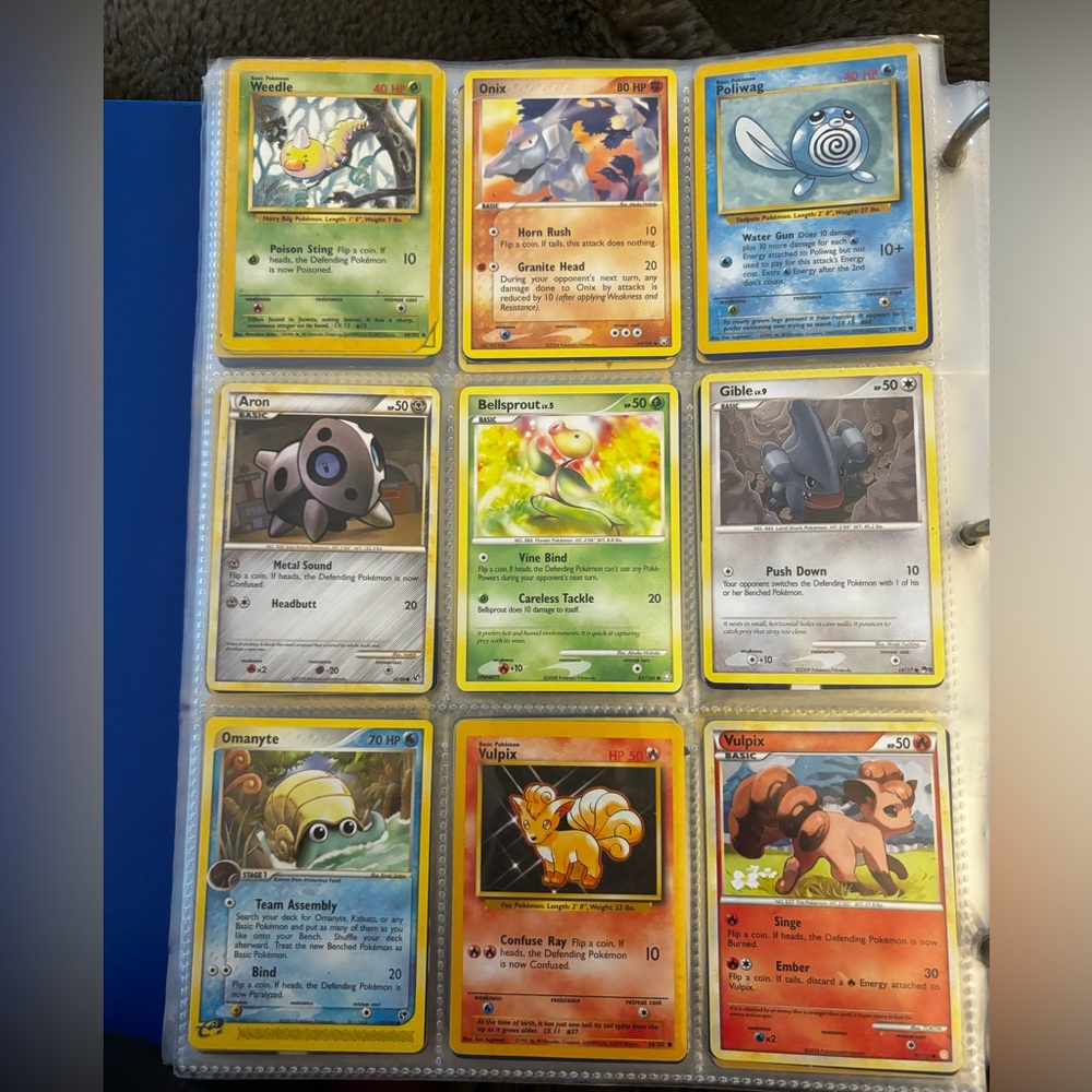 18 Pokémon cards